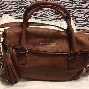 Michael kors purse